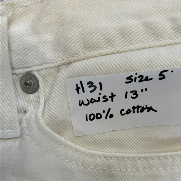 H31.    Bluenotes White Classic Denim High-Waist Shorts - Picture 3 of 4